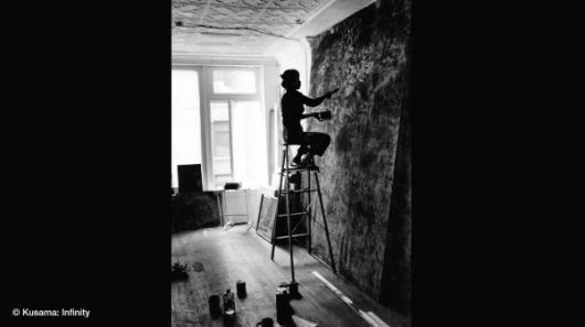 뉴욕에서 활동했던 젊은시절 쿠사마 야요이 / 출처=AUD