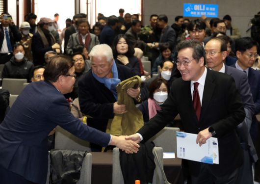 사진=연합뉴스 제공 / 이낙연 탈당? 신당창당 시사에 거세지는 비판과 출당 청원