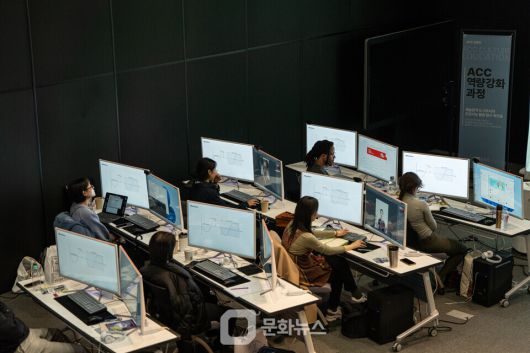 예술창작 도구로서의 인공지능 활용 탐구워크숍 / 사진제공=국립아시아문화전당