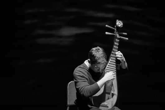 넷플릭스 애니메이션 영화 ‘케이팝 데몬헌터스(K Pop Demon Hunters)’에 비파선셋의 김주영 대표가 비파 연주로 참여했다.