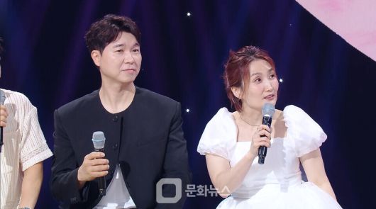 KBS 2TV 뮤직 토크쇼 ‘더 시즌즈-박보검의 칸타빌레’가 4일 밤 11시 20분 ‘웃으면 여름와요’ 특집으로 방송된다. / 사진제공=KBS