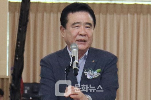 사진 김철욱 울산광역시 체육회장