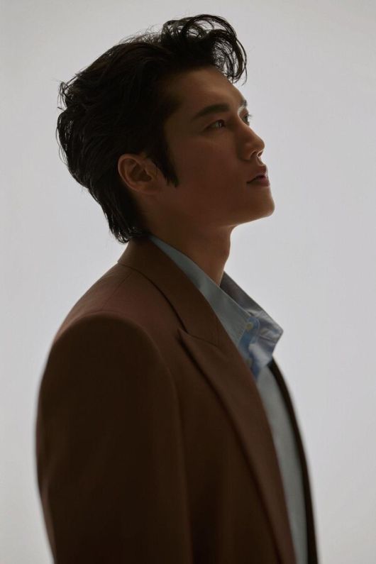 ‘폭발적 가창력 선보인다’…백인태, 뮤지컬 ‘에비타’ 마갈디 역으로 강렬 변신 / 사진=블루스테이지