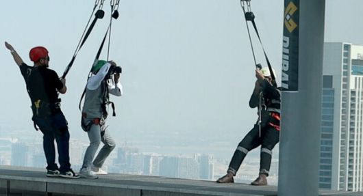 220m 상공에서 걷는다? 이찬원도 긴장한 두바이 액티비티→뉴욕 새해 랜선 여행 ‘톡파원 25시’ / 사진=JTBC