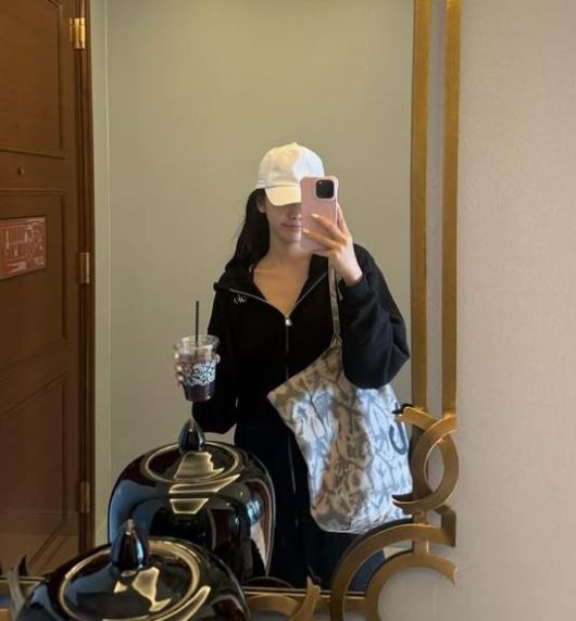 '섹시' 카리나→'큐티' 윈터...에스파 4인 4색 일상 패션은? / 사진=닝닝 SNS