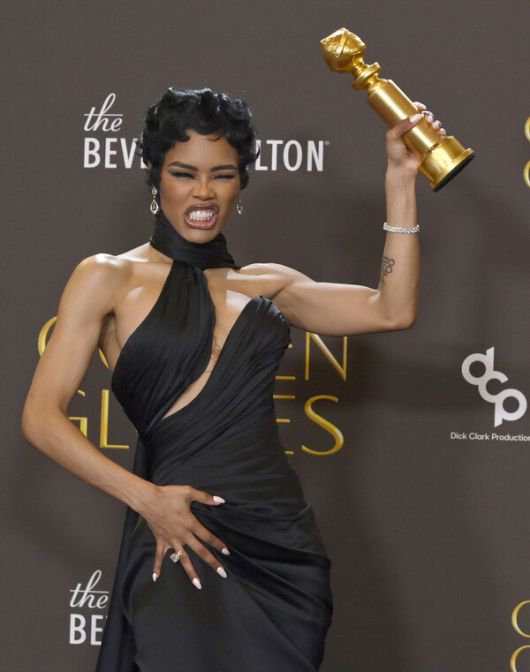 '사이드붑' 제나 오르테가→'누드 착시' 제니퍼 로렌스...83회 골든글로브 패션왕은? / 사진=UPI,연합뉴스