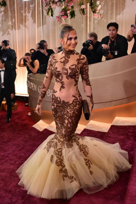 '사이드붑' 제나 오르테가→'누드 착시' 제니퍼 로렌스...83회 골든글로브 패션왕은? / 사진=AFP,연합뉴스