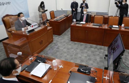 주호영 국민의힘 원내대표가 12일 오후 서울 여의도 국회에서 열린 온택트 정책워크숍에서 발언을 하고 있다. / 사진=공동취재사진(뉴시스)