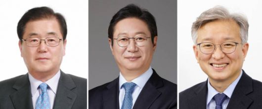 [서울=뉴시스]문재인 대통령은 20일 외교부 장관에 정의용(왼쪽부터) 대통령 외교안보특별보좌관(現), 문화체육관광부 장관에 황희 국회의원, 중소벤처기업부 장관에 권칠승 국회의원을 내정했다. (사진=청와대 제공) 2021.01.20. photo@newsis.com