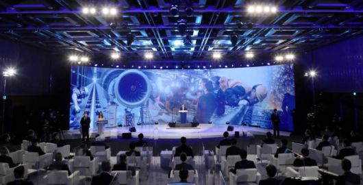 [서울=뉴시스]추상철 기자 = 문재인 대통령이 31일 오전 서울 중구 대한상공회의소에서 열린 제48회 상공의 날 기념식에 참석해 축사를 하고 있다. 2021.03.31. scchoo@newsis.com