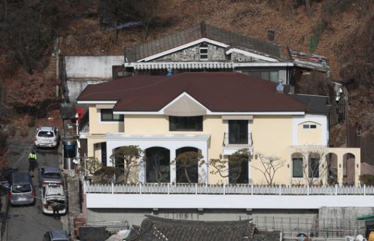 서울 서초구 내곡동 박근혜 전 대통령의 자택 전경/뉴스1
