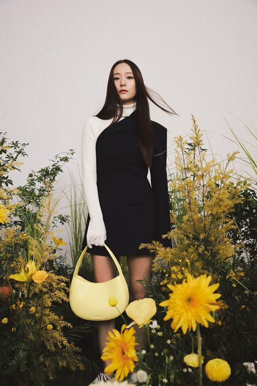 가수 겸 배우 크리스탈(정수정)/사진제공=찰스앤키스(CHARLES & KEITH)