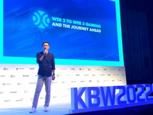 이규창 컴투스 미국법인장이 9일 진행된 '코리아 블록체인 위크 2022'(KBW 2022)에서 발표하고 있다. /사진=컴투스 제공