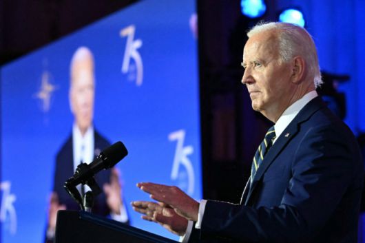 조 바이든 미국 대통령이 9일 (현지시간) 워싱턴에서 열린 나토 75주년 기념식서 연설을 갖고 “우크라이나는 블라디미르 푸틴 러시아 대통령을 막을 수 있고 그럴 것”이라고 밝히고 있다. 2024.07.10  /AFPBBNews=뉴스1