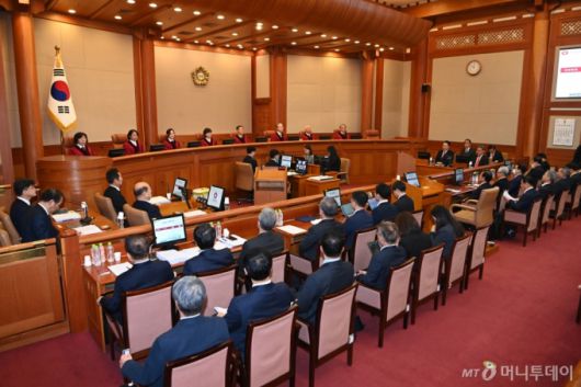 6일 오전 서울 종로구 헌법재판소에서 윤석열 대통령 탄핵심판 6차 변론이 열리고 있다. 2025.02.06 사진공동취재단 /사진=사진공동취재단