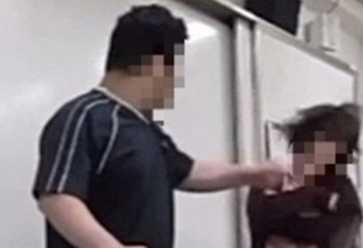 서울 목동의 한 고등학교에서 학생이 수업 시간에 교사를 폭행하는 사건이 발생했다/사진=X(옛 트위터)