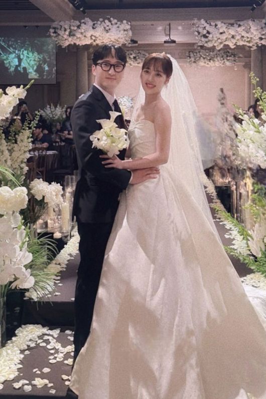 영화감독 조바른, 배우 김보라가 지난해 결혼식을 올릴 당시 모습. /사진=김보라 인스타그램