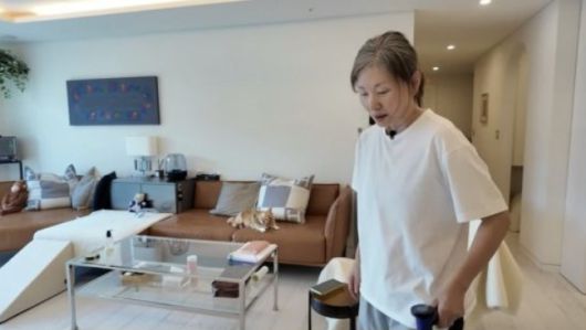 배우 이미숙이 유튜브 채널을 개설해 자신의 집과 일상을 공개했다. /사진=유튜브 채널 '임미숙_숙스러운 미숙씨'