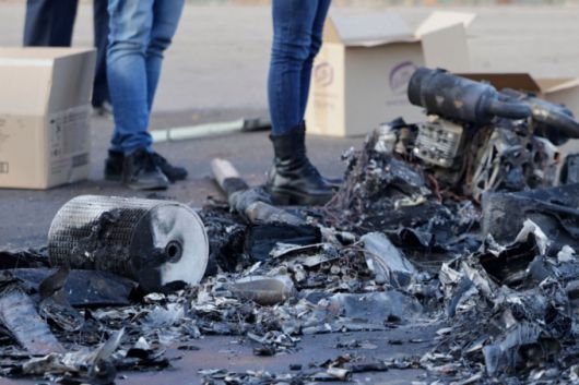 10일 (현지시간) 모스크바 소피노에서 우크라이나 군의 드론 공격을 받은 뒤 잔해가 널려 있는 모습이 보인다. 2024.11.11  /AFPBBNews=뉴스1