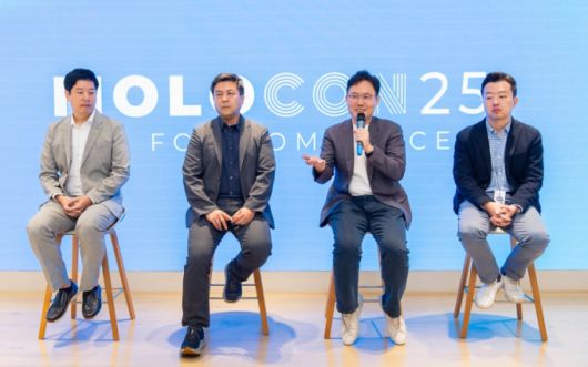 (왼쪽부터)몰로코의 이현채 커머스 미디어 아태지역 성장전략팀 총괄, 안익진 대표, 전동환 CTO, 안재균 한국 지사장 /사진=몰로코 제공