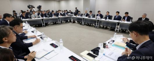 (세종=뉴스1) 김기남 기자 = 정태호 국정기획위원회 분과위원장이 18일 오전 세종시 정부세종컨벤션센터에서 열린 기획재정부 업무보고에 참석하여 모두발언을 하고 있다. 2025.6.18/뉴스1  Copyright (C) 뉴스1. All rights reserved. 무단 전재 및 재배포,  AI학습 이용 금지. /사진=(세종=뉴스1) 김기남 기자