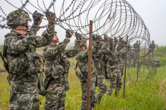 경기 광명시의 한 군부대에 침입했던 용의자가 닷새째 행방이 묘연해 당국이 수사력을 강화하고 있다. 위 사진은 기사 내용과 무관함/사진=뉴스1