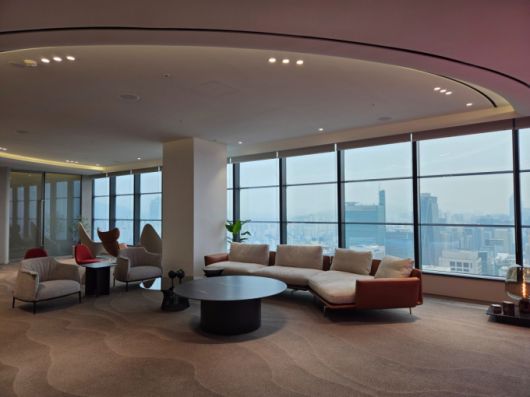 미래에셋증권 1호 패밀리오피스 센터 'The Sage 패밀리오피스 강남'의 로비. /사진=배한님 기자