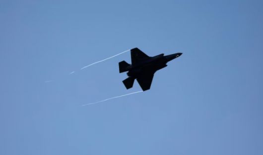 영국이 구매한 전술핵무기 탑재 가능 전투기 'F-35A' /로이터=뉴스1