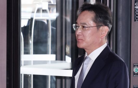 이재용 삼성전자 회장이 지난 5월30일 서울 중구 신라호텔에서 열린 2025 삼성호암상 시상식에 참석하고 있다./사진=뉴스1