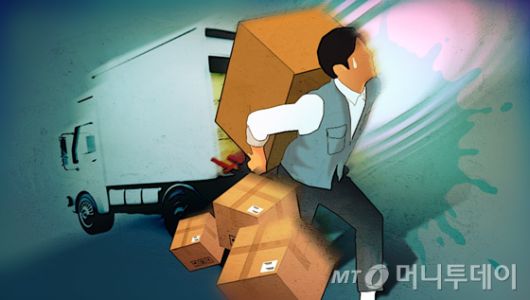 전남 순천의 한 아파트가 택배 기사들에게 통행료를 요구했다가 '갑질' 논란이 일자 이를 철회했다./사진=임종철 디자인기자