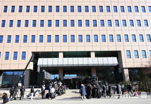 [과천=뉴시스] '임성근 구명로비' 의혹을 수사하는 특별검사팀이 송창진 전 고위공직자범죄수사처(공수처) 수사2부장검사의 국회 위증 고발 사건과 관련한 자료를 확보하기 위해 29일 공수처에 대한 강제수사에 착수했다. 2025.08.29./사진=뉴시스