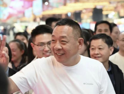 유명 대형마트 체인 팡둥라이의 위둥라이 회장/사진=웨이보