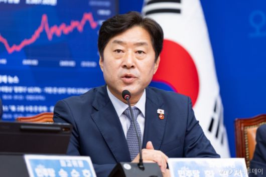 황명선 더불어민주당 의원이 지난 8월4일 서울 여의도 국회에서 열린 최고위원회의에서 모두 발언을 하고 있다. / 사진=뉴스1