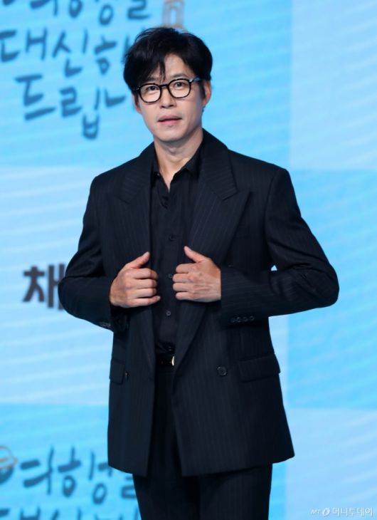 배우 유준상이 무대에서 부상을 입었던 경험을 털어놨다. /사진=머니투데이 DB