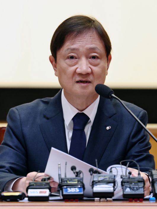 이찬진 금융감독원장이 1일 서울 여의도 금융감독원에서 출입기자단과의 기자간담회를 열고 인사말을 하고 있다. /사진=뉴스1