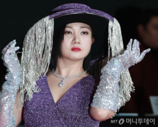 개그우먼 박나래가 매니저들을 상대로 폭행과 술자리 강요 등 갑질을 했다는 주장이 나왔다. 매니저들은 박나래가 진행비 정산도 제대로 하지 않았다며 박나래 명의 부동산에 대해 가압류를 신청했다. /사진=머니투데이 DB