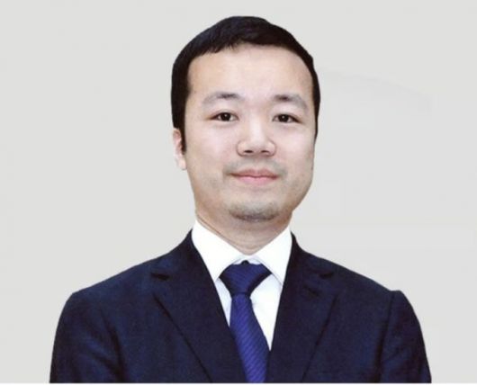 캄보디아 정부가 대규모 온라인 사기 조직을 이끈 혐의를 받는 프린스 그룹 천즈 회장 등 3명을 체포해 중국으로 송환했다. 사진은 프린스그룹 창업자 천즈의 자료사진./사진=뉴시스