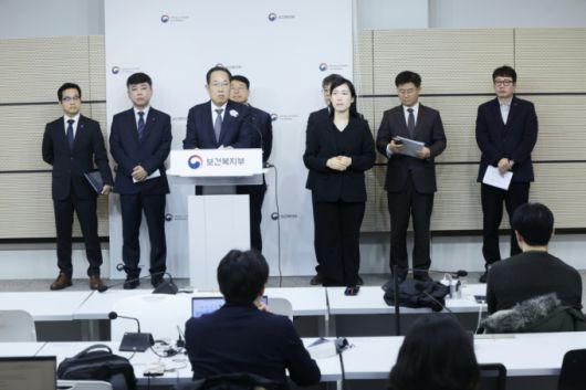 15일 정부세종청사에서 진행된 보건복지부 산하기관 업무보고 결과 브리핑에서  김국일 복지부 정책기획관이 발언하고 있다./사진=보건복지부