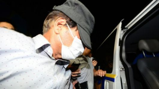 수락산 묻지마 살인 사건의 범인 김학봉이 자수 직후 경찰 호송차에 탑승하는 모습. /사진=뉴스1