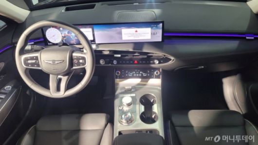 12일 오전 경기 광주시 어반프레임 미디어팜 스튜디오. GV70 상품성 개선 모델 내부./사진=김도균 기자
