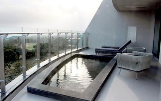 그랜드 조선 제주의 힐 프레스티지 스위트룸의 테라스 /유한빛 기자