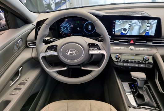 신형 아반떼. /고성민 기자