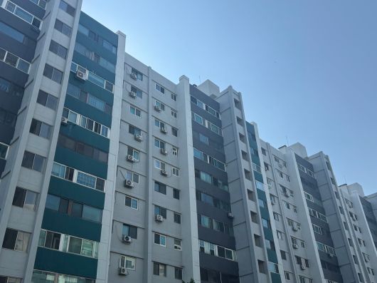 28일 오후 3시 서울 영등포구 여의도동 대교아파트 전경. /사진=박지윤 기자