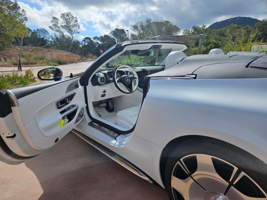 메르세데스-벤츠 마이바흐 SL680 모노그램. /권유정 기자