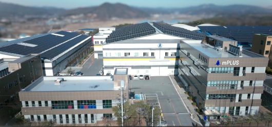 충북 청주시에 위치한 엠플러스 회사 전경. /엠플러스 제공