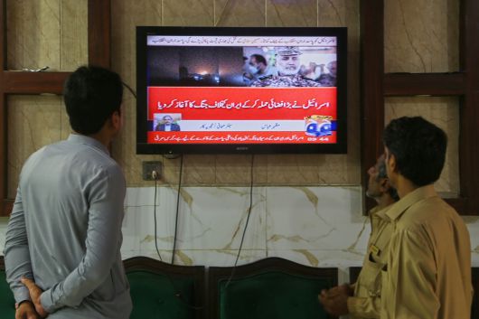 이스라엘의 이란 공습 소식이 나오고 있는 중동 지역 모습./연합뉴스