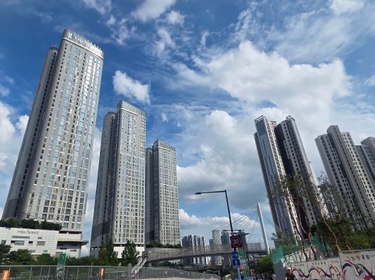 30일 오후 서울 성동구 아파트 단지 일대 모습. /방재혁 기자