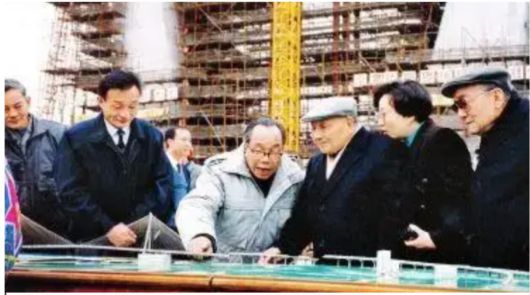 덩샤오핑의 남순강화 중 남방지역 시찰 모습. / 바이두