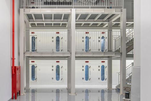 자연 바람을 직·간접적으로 활용해 뜨거워진 서버실을 식히는 하이브리드 쿨링 시스템 나무Ⅲ(NAMU-Ⅲ)./네이버