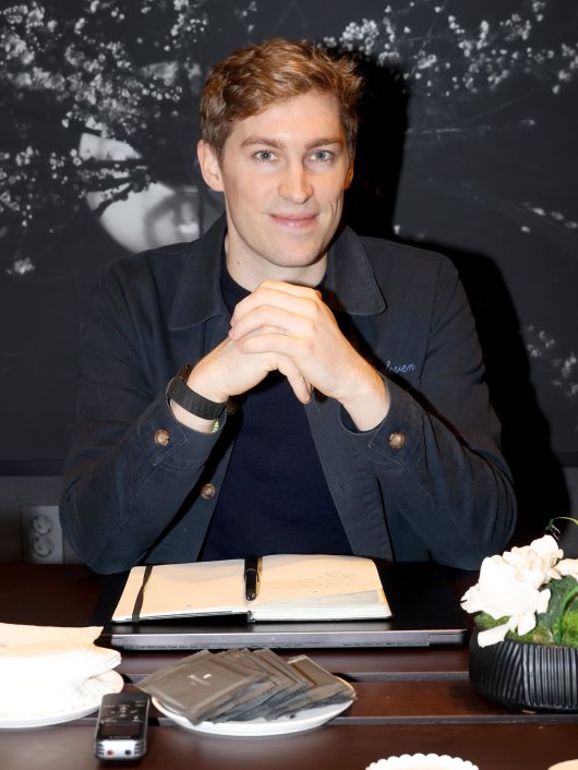 마티 스타니셰프스키(Staniszewski) 일레븐랩스 최고경영자(CEO)가 지난 21일 서울 서초구 JW메리어트 호텔에서 조선비즈와 인터뷰를 하고 있다. 고등학교 때부터 절친인 피오트르 다브코프스키 최고기술책임자(CTO)와 지난 2022년 일레븐랩스를 공동 창업했다./일레븐랩스 제공